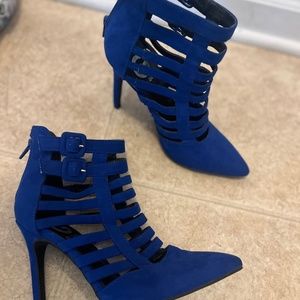 Guess heels
